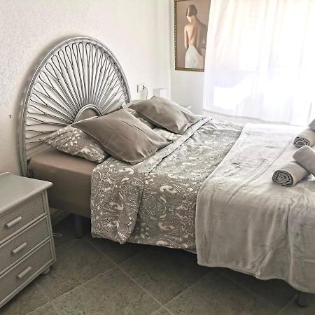 Apartamento Maria Los Locos Torrevieja Buitenkant foto